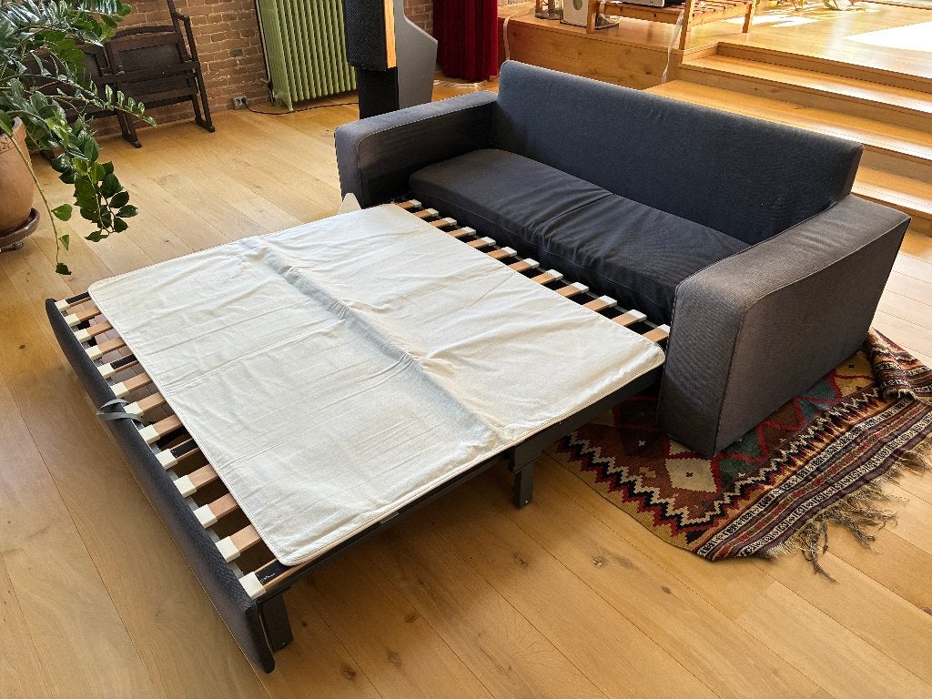 Slaapbank bank - tweepersoons - Ikea Vilasund - donderblauw, Huis en Inrichting, Banken | Bankstellen, Gebruikt, Rechte bank, Tweepersoons