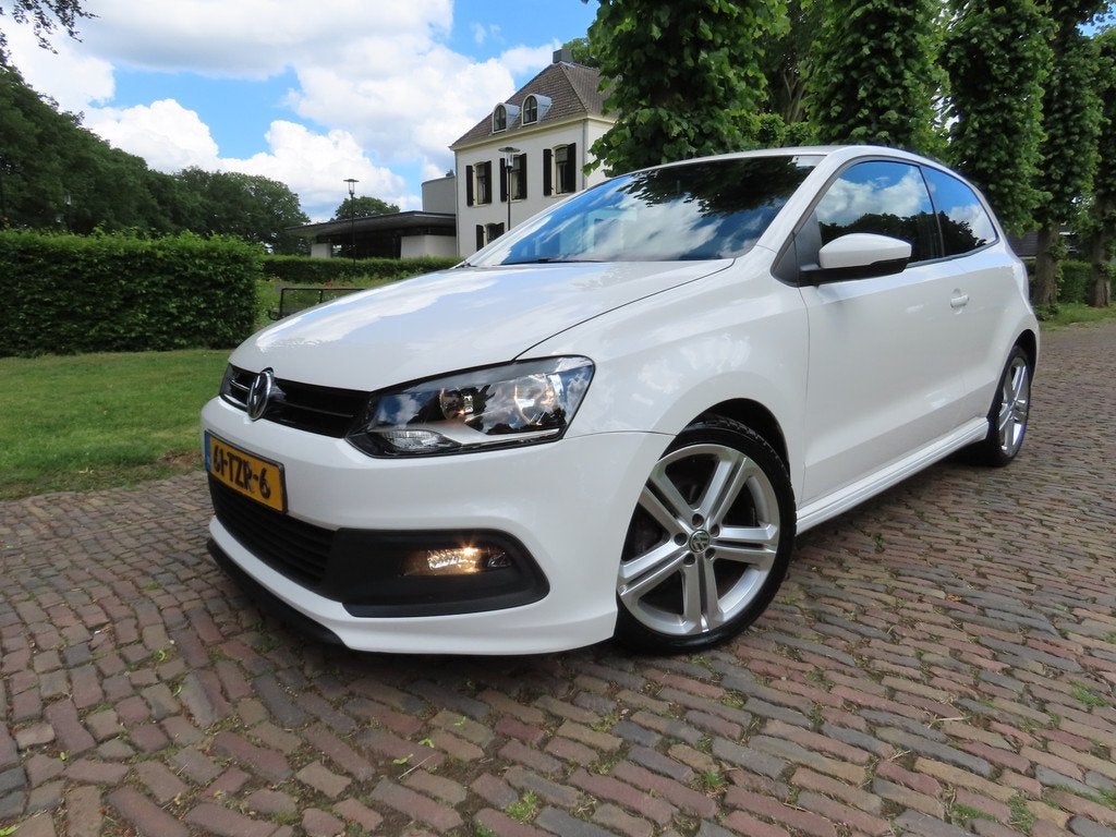 Volkswagen Polo 1.2 TSI Highline Automaat R-Line Mindervalid, Auto's, Euro 5, 4 cilinders, Wit, Origineel Nederlands