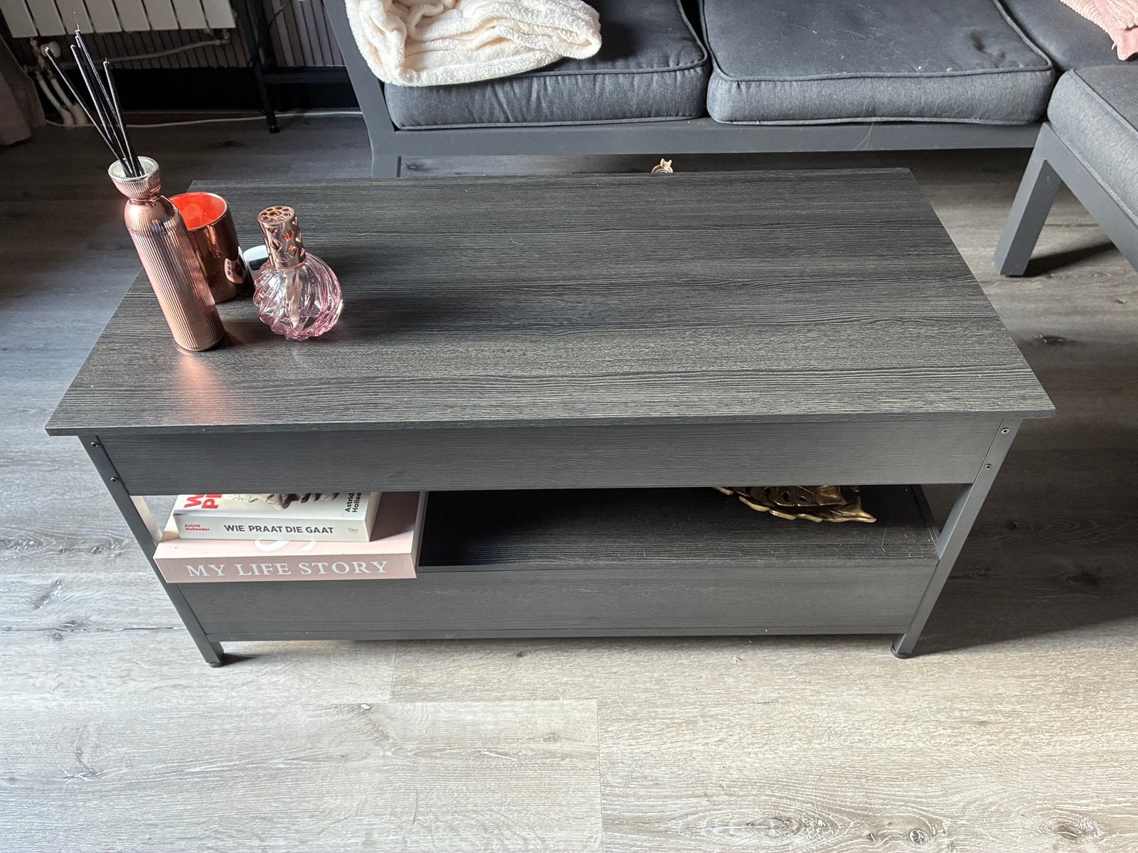 Salon tafel, Ophalen