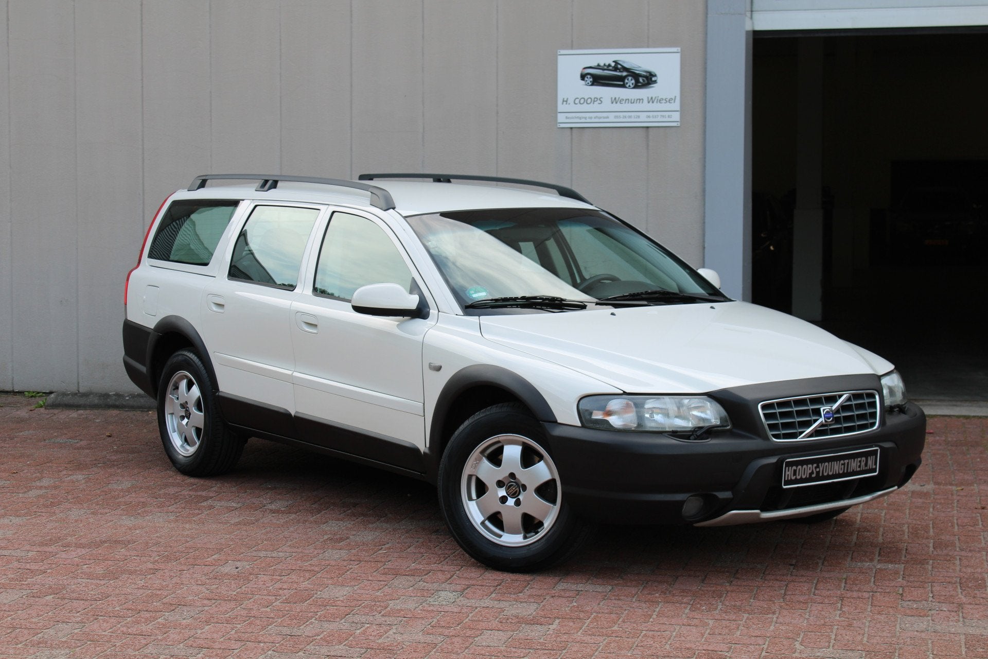 Volvo XC70 2.4 T AWD YOUNGTIMER | APPLE CARPLAY incl. 21% BT, foto 6