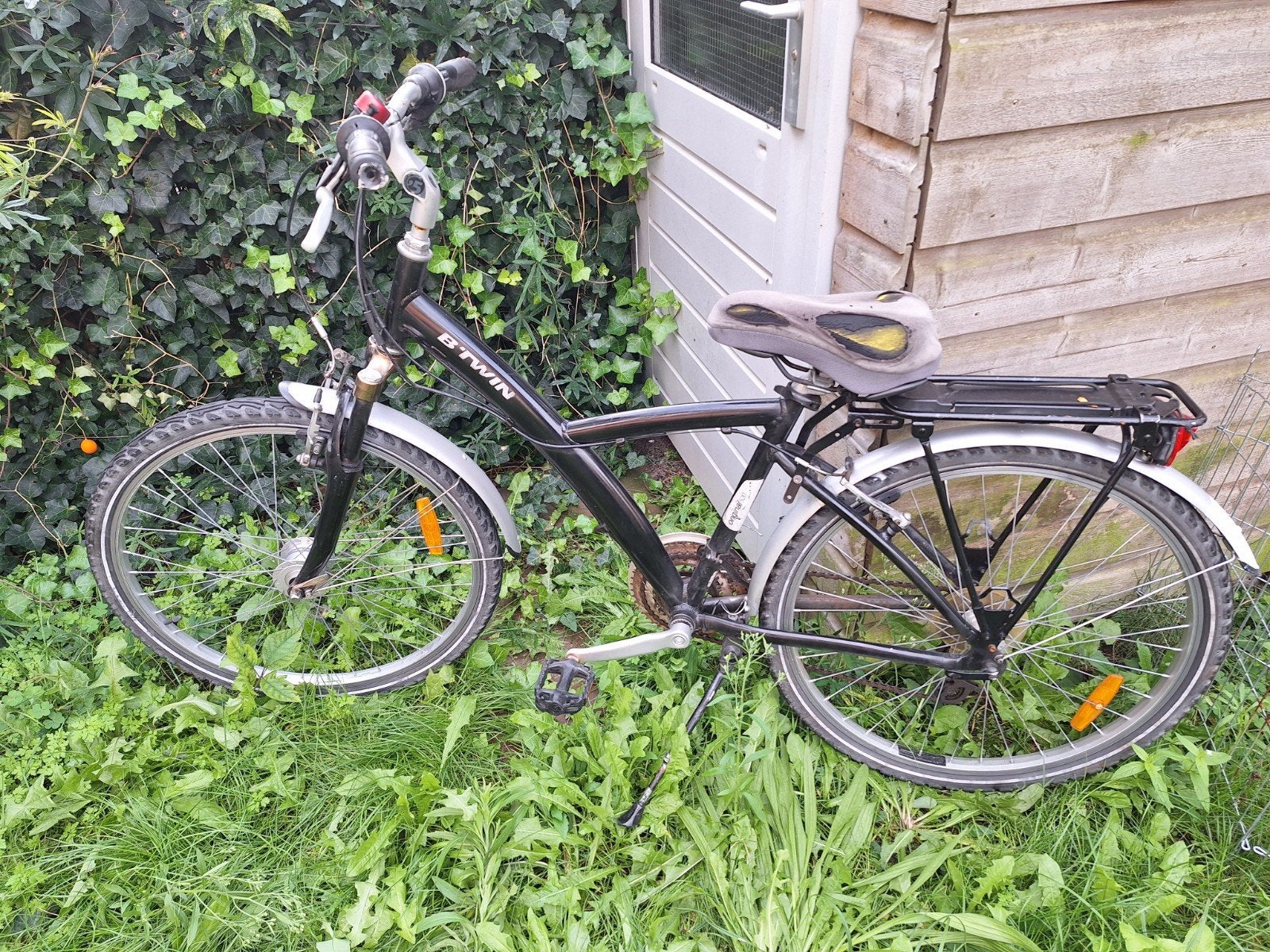 opknap B'Twin kinderfiets 26 inch, zwart, met versnellingen, 20 inch of meer, Gebruikt, Velgrem, Ophalen