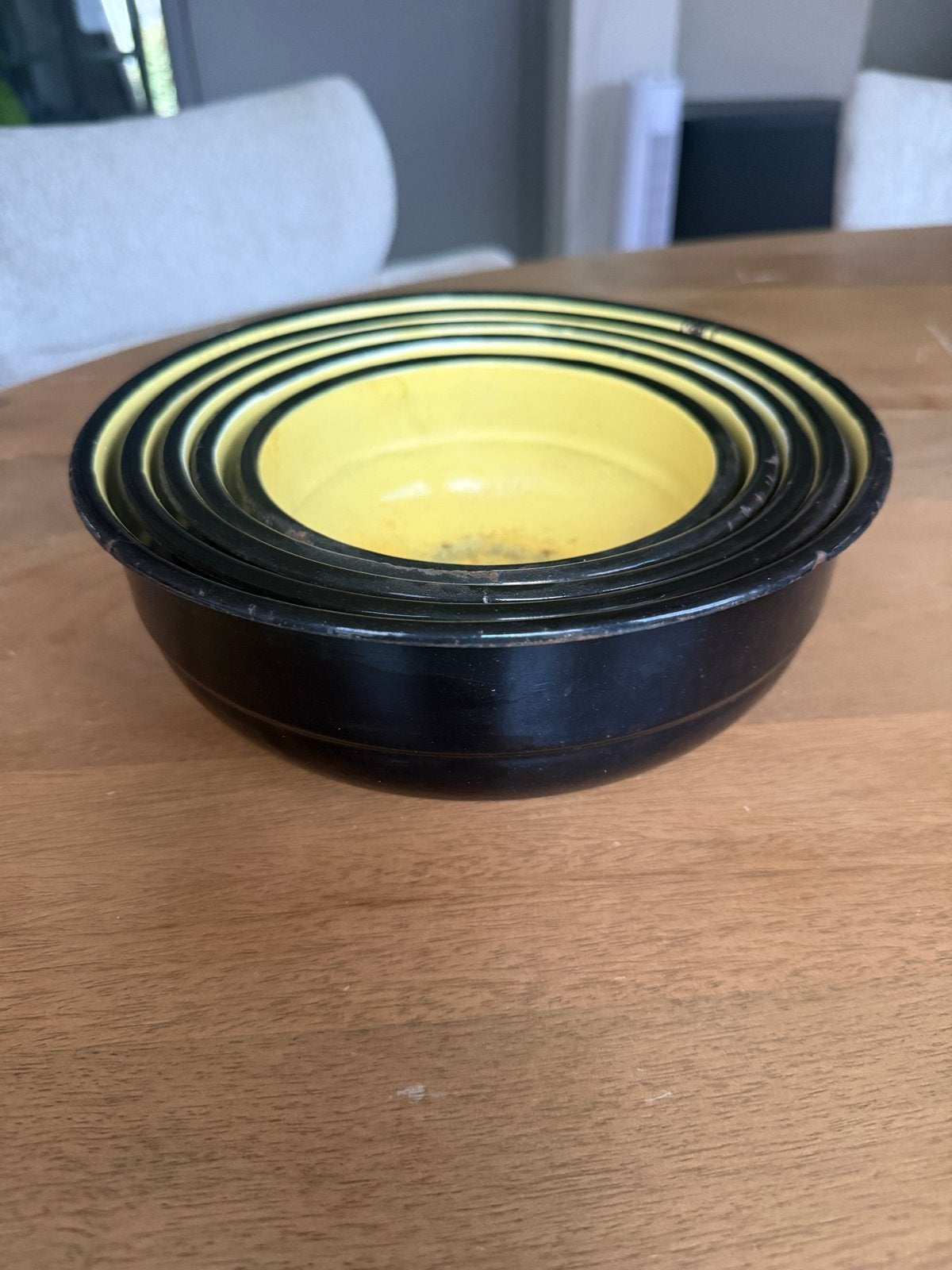Set van 5 vintage emaille kommen, zwart/geel, Ophalen of Verzenden