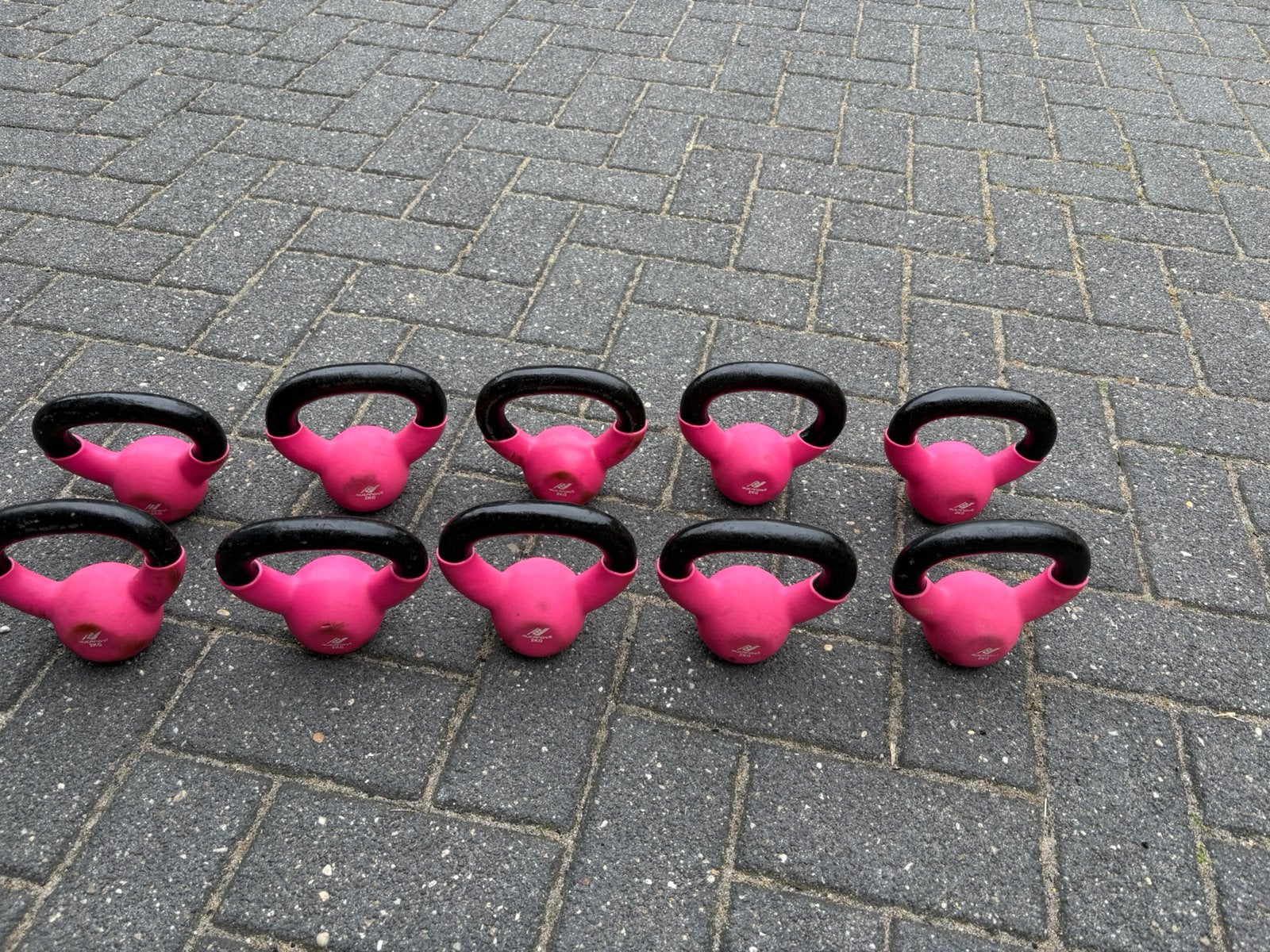 10 x 2 kg kettlebell gewicht kettlebells, Sport en Fitness, Fitnessmaterialen, Gebruikt, Gewichten, Ophalen of Verzenden, Kettlebells
