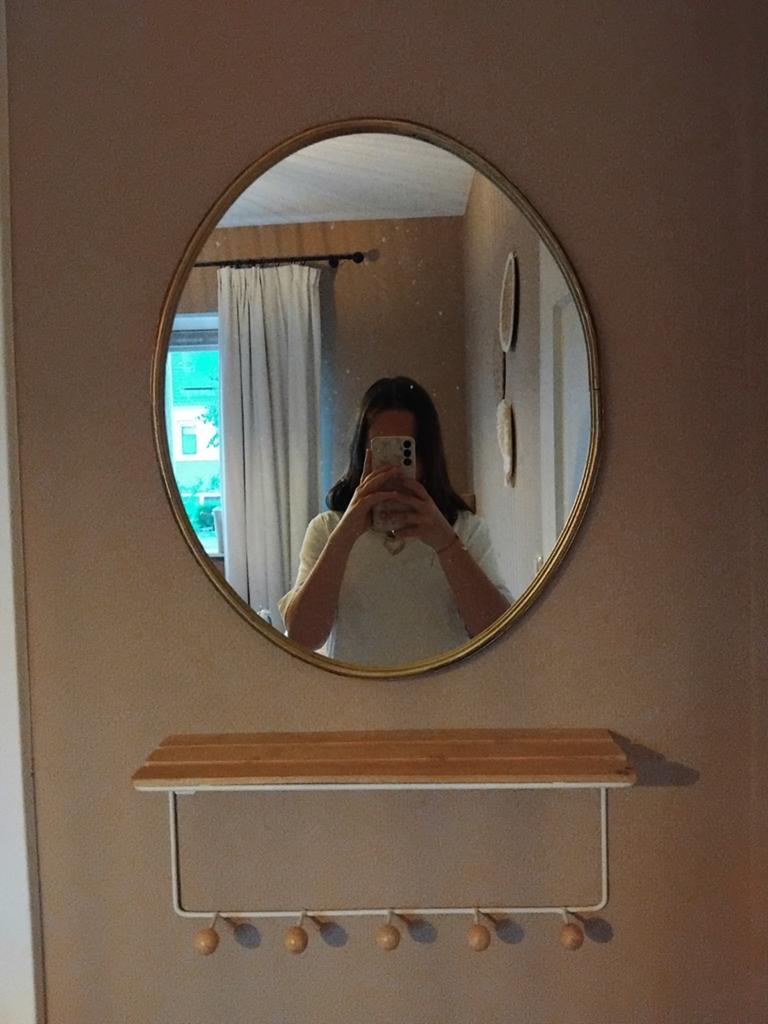 Leuke spiegel met rekje, Minder dan 50 cm, Ophalen of Verzenden, Zo goed als nieuw, Minder dan 100 cm