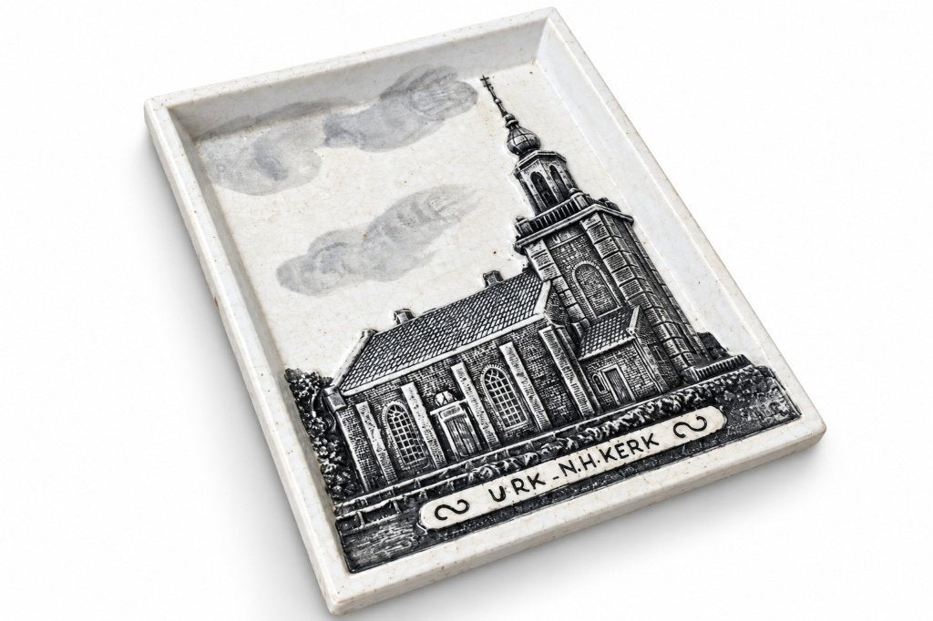 Vintage Hobra reliëf wandbordje Urk N.H. Kerk zwart-wit, Ophalen