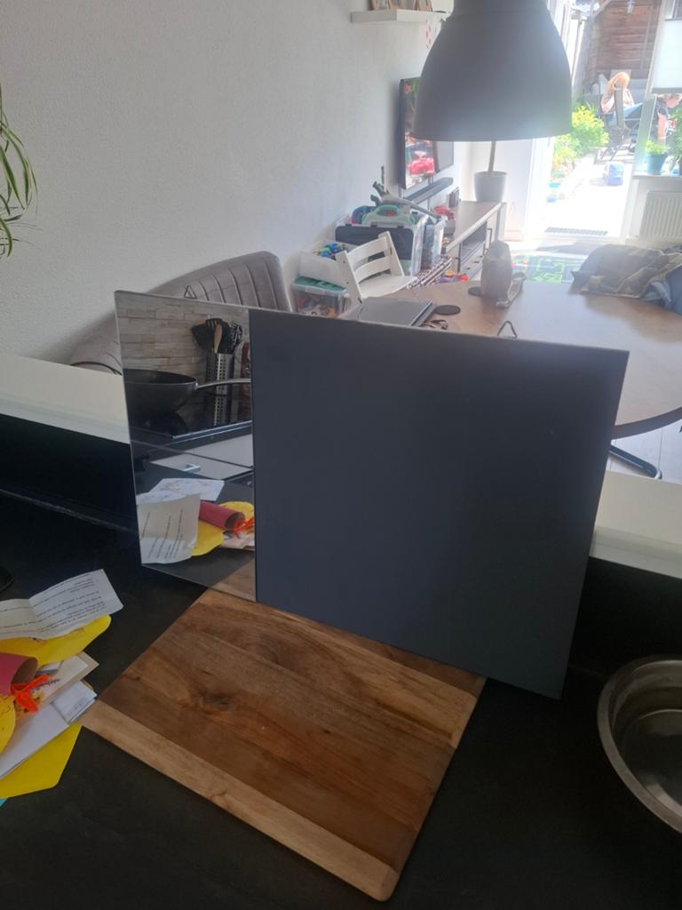 Gratis magneetbord met spiegel, Huis en Inrichting, Woonaccessoires | Spiegels, Ophalen, Rechthoekig, Minder dan 50 cm, Minder dan 100 cm