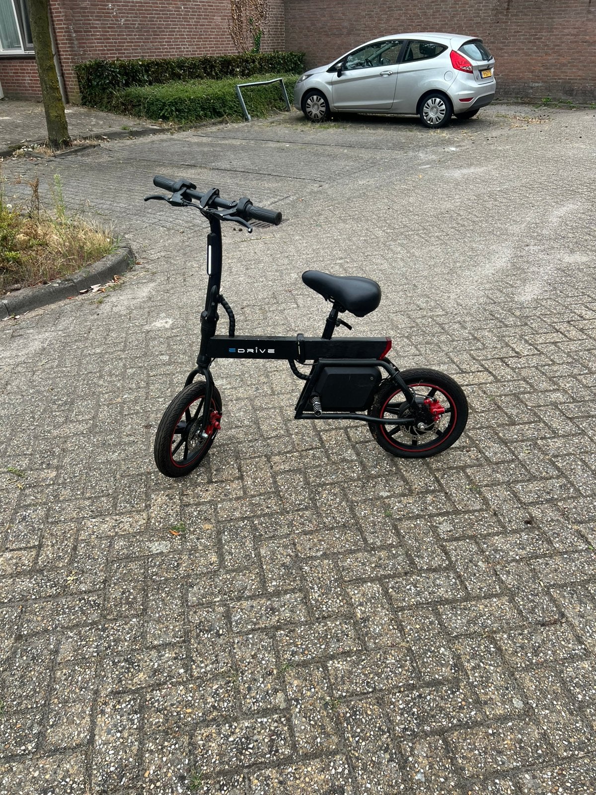 Edrive Emini bike (defect), Fietsen en Brommers, Fietsen | Vouwfietsen, Overige merken, Minder dan 14 inch, Versnellingen, Ophalen of Verzenden