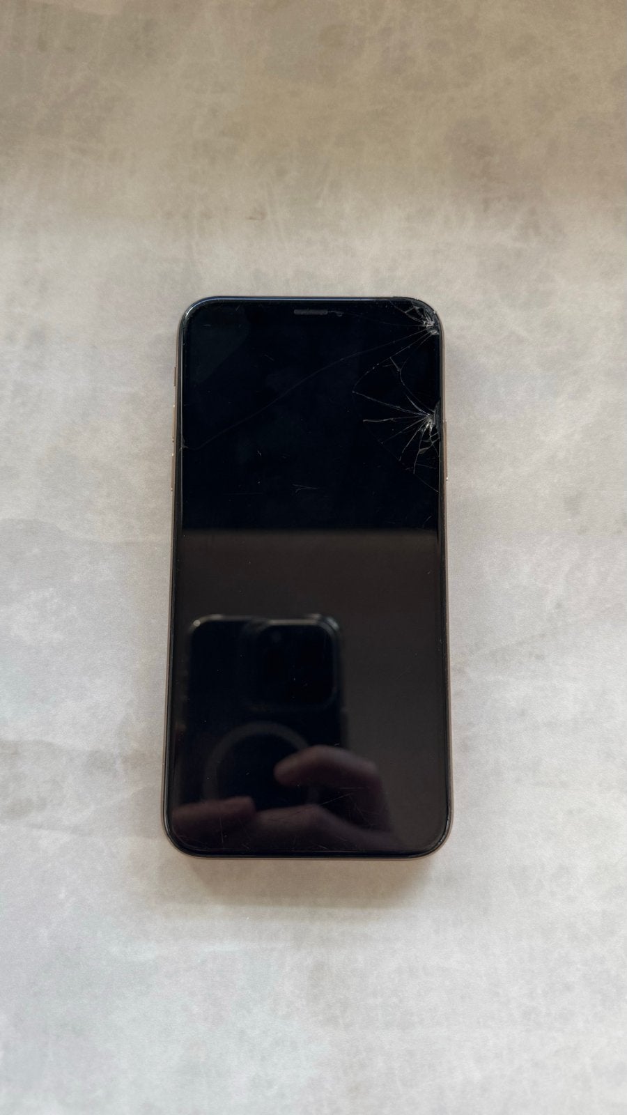 iPhone X, Gebruikt, Zwart, 82 %, 64 GB