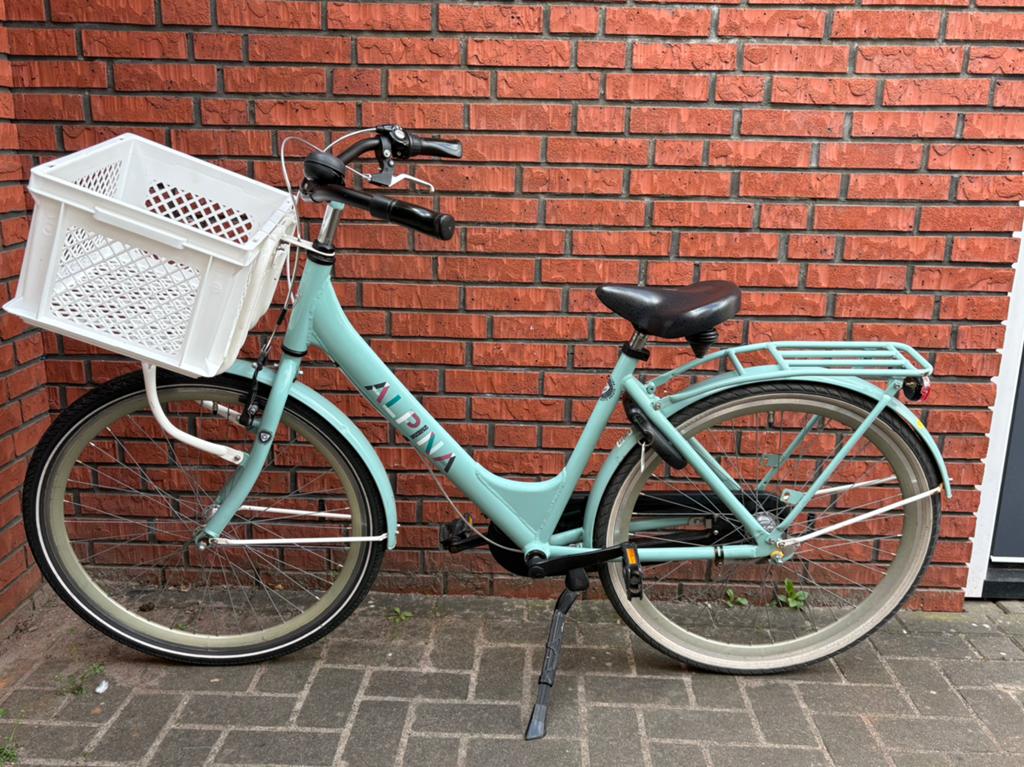 Alpina meisjesfiets 26 inch, Fietsen en Brommers, Fietsen | Meisjes, Terugtraprem, Gebruikt, Versnellingen, Ophalen