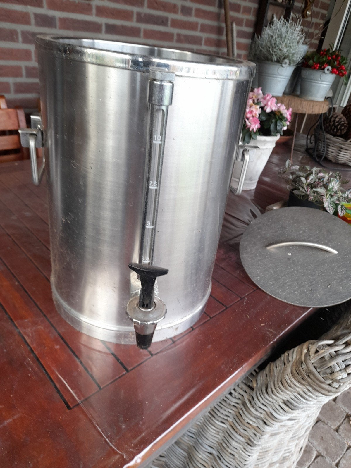 Warmhoud koffieapparaat 10 liter, Witgoed en Apparatuur, 10 kopjes of meer, Ophalen, Gebruikt, Koffiemachine