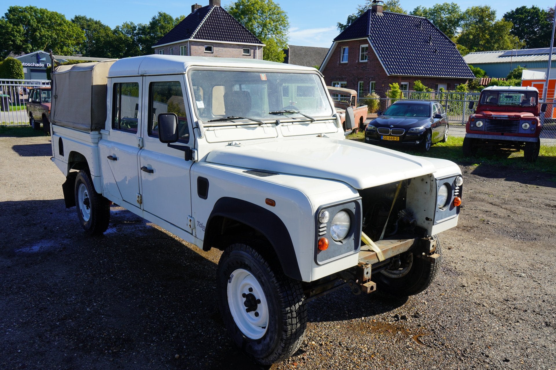 Land Rover Defender 130 crew cab (bj 1998), Stof, Land Rover, 2495 cc, Wit