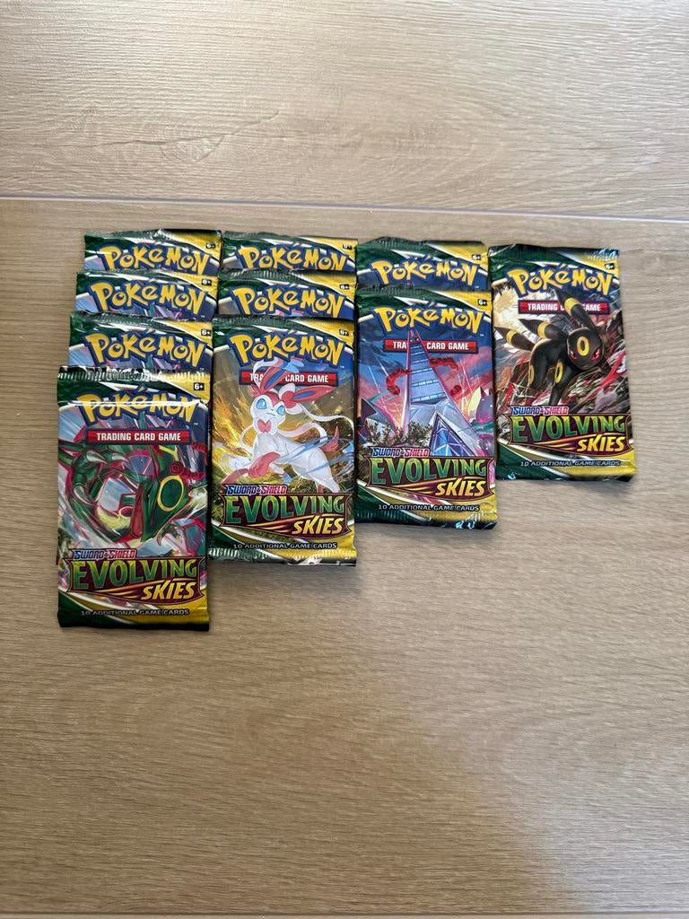 Pokémon Evolving Skies Booster Packs, Ophalen of Verzenden, Zo goed als nieuw, Booster