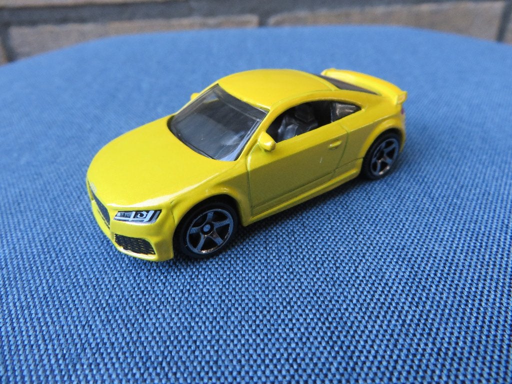 Matchbox Audi TT RS GEEL, Ophalen of Verzenden, Nieuw, Auto