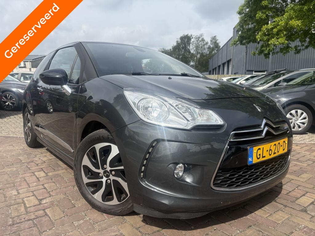 Citroën DS3 1.6 BlueHDi So Chic/Navi/Cruise/Clima/Bluetooth, Auto's, Gebruikt, Euro 6, 4 cilinders, Origineel Nederlands