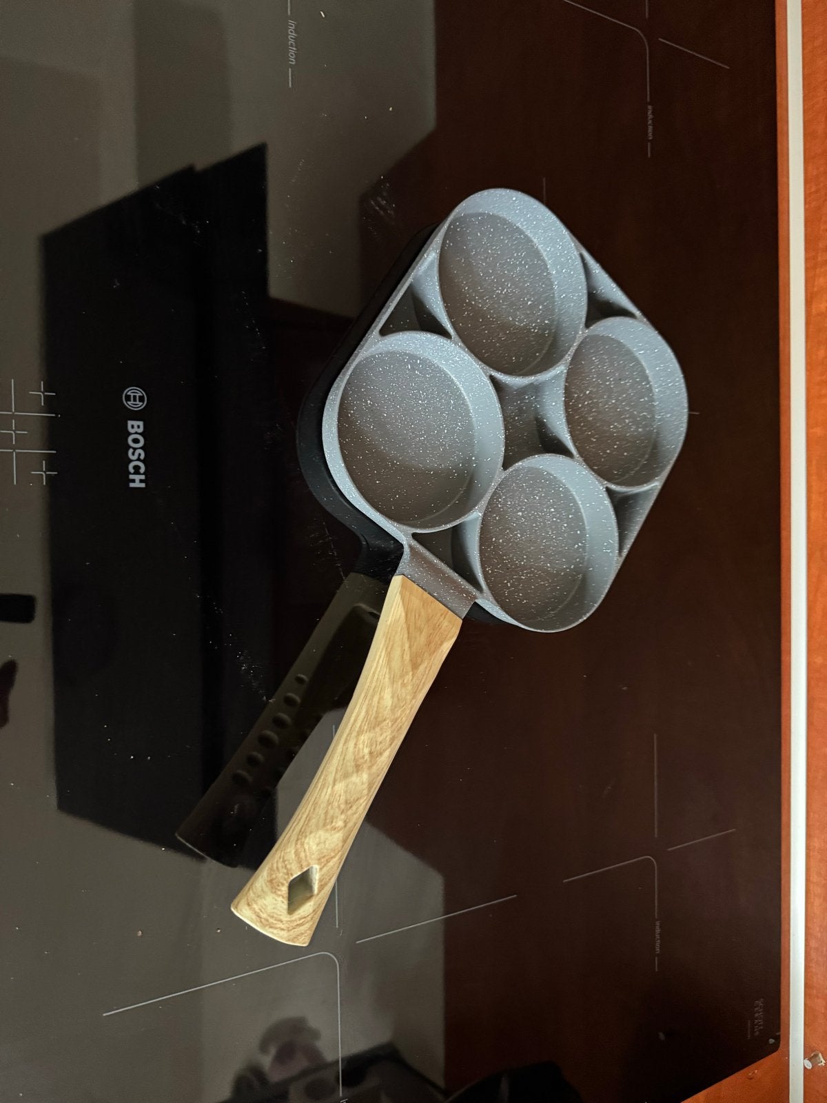 Pannenkoekenpan met 4 vormen - Nieuw, Ophalen of Verzenden, Nieuw, Overige materialen