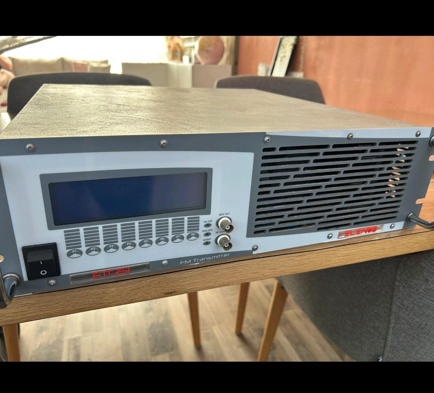 Elenos etg151, Ophalen of Verzenden, Zo goed als nieuw, Zender