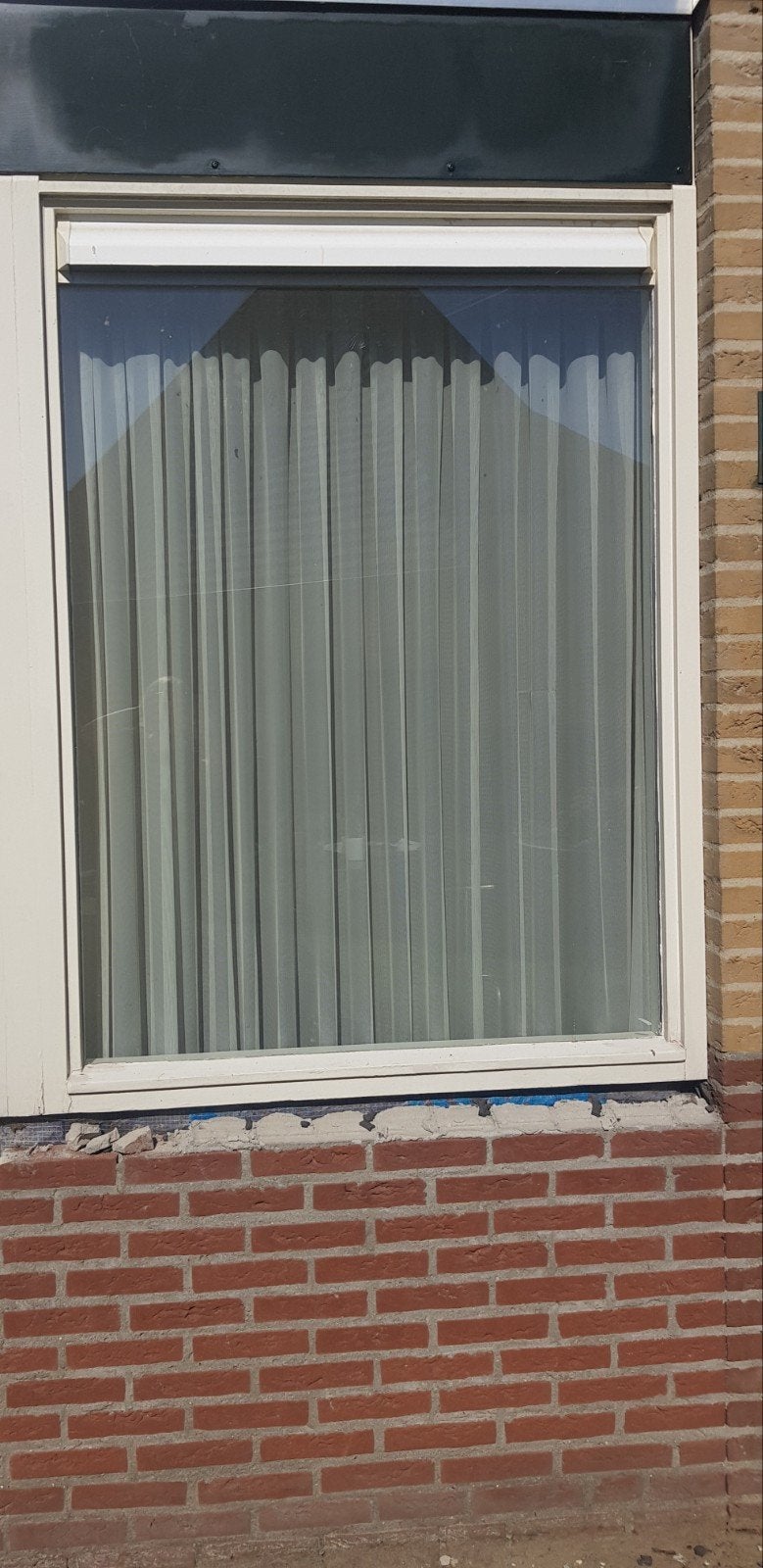 Thermopane raam met ventilatie rooster, Ophalen