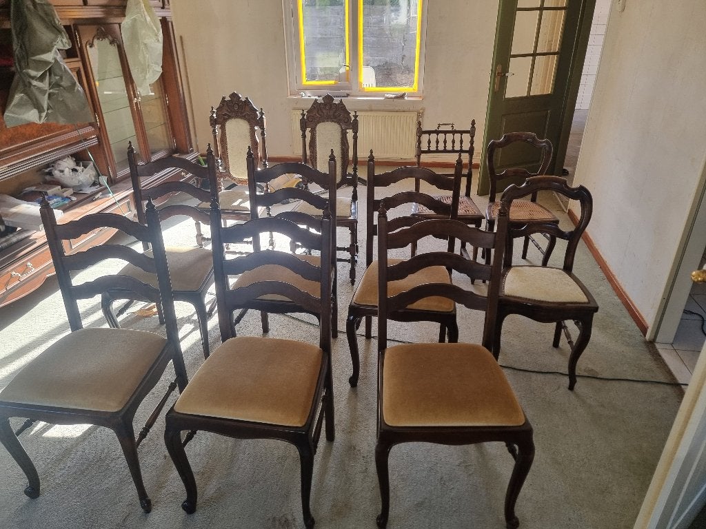 Stoelen, Ophalen