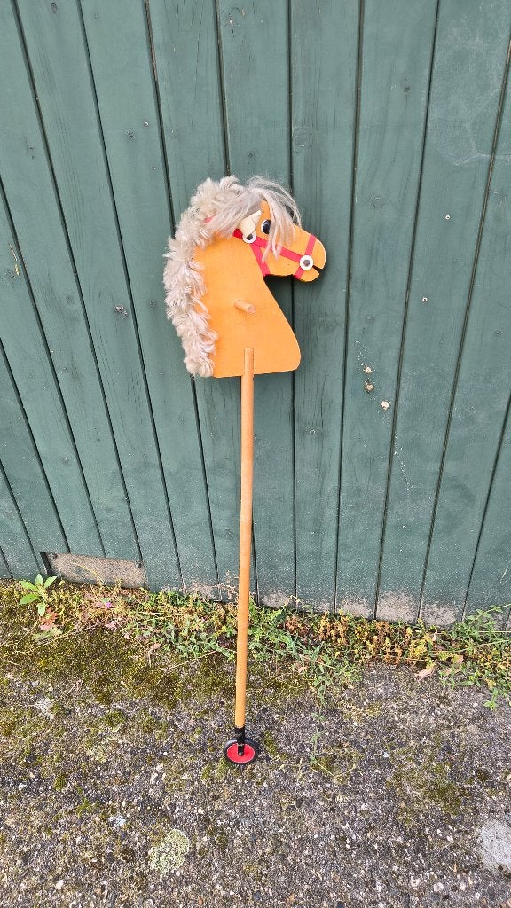 Antiek stokpaardje, Antiek en Kunst, Ophalen