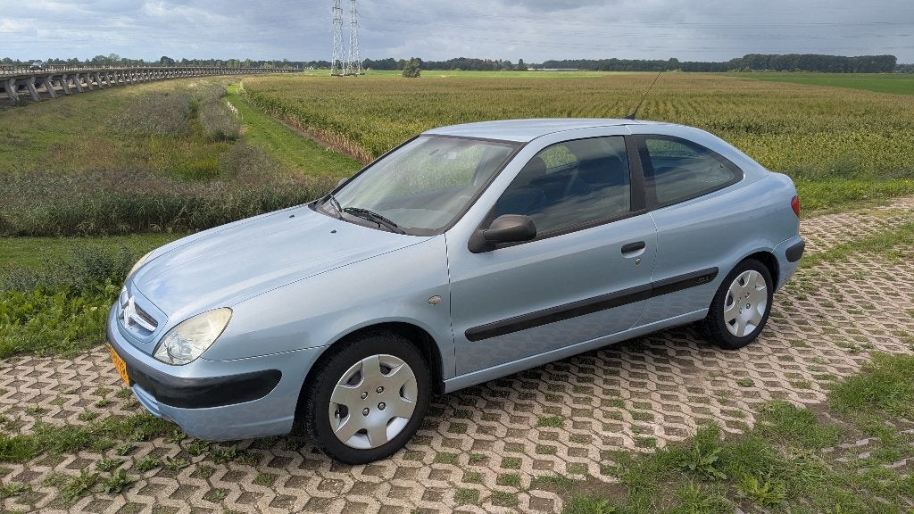 Citroën Xsara 1.4 I Coupe 2002 Blauw, Auto's, Voorwielaandrijving, Zwart, 4 cilinders, Blauw