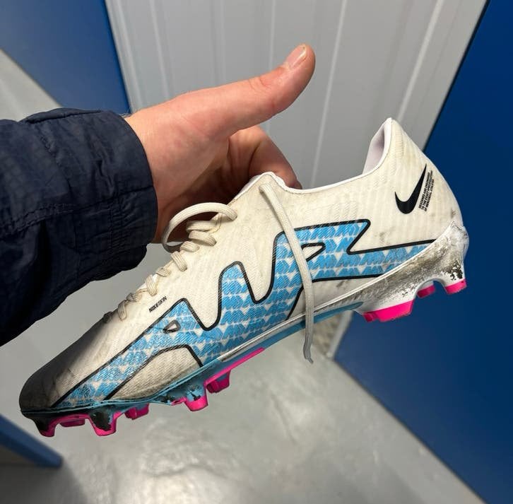 Nike - (AIR) - Mercurial Voetbalschoenen Maat 42,5 EU zgan., Ophalen of Verzenden, Gebruikt, Schoenen