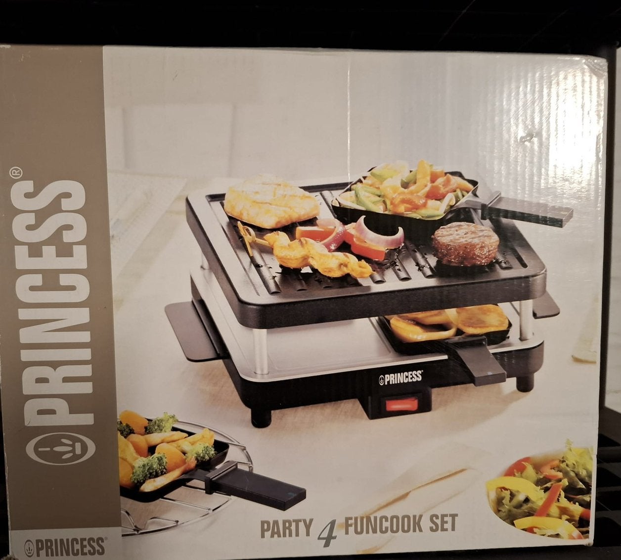 4-persoons gourmetset – compleet nieuw, Witgoed en Apparatuur, Ophalen, Nieuw, 4 t/m 7 personen