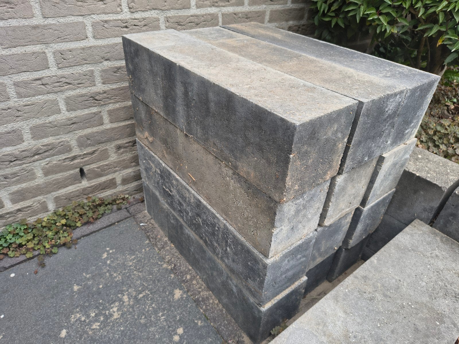 12x Antraciet Stapelblokken 15x15x60 cm, Tuin en Terras, Ophalen, Gebruikt, Minder dan 25 cm, Minder dan 100 cm