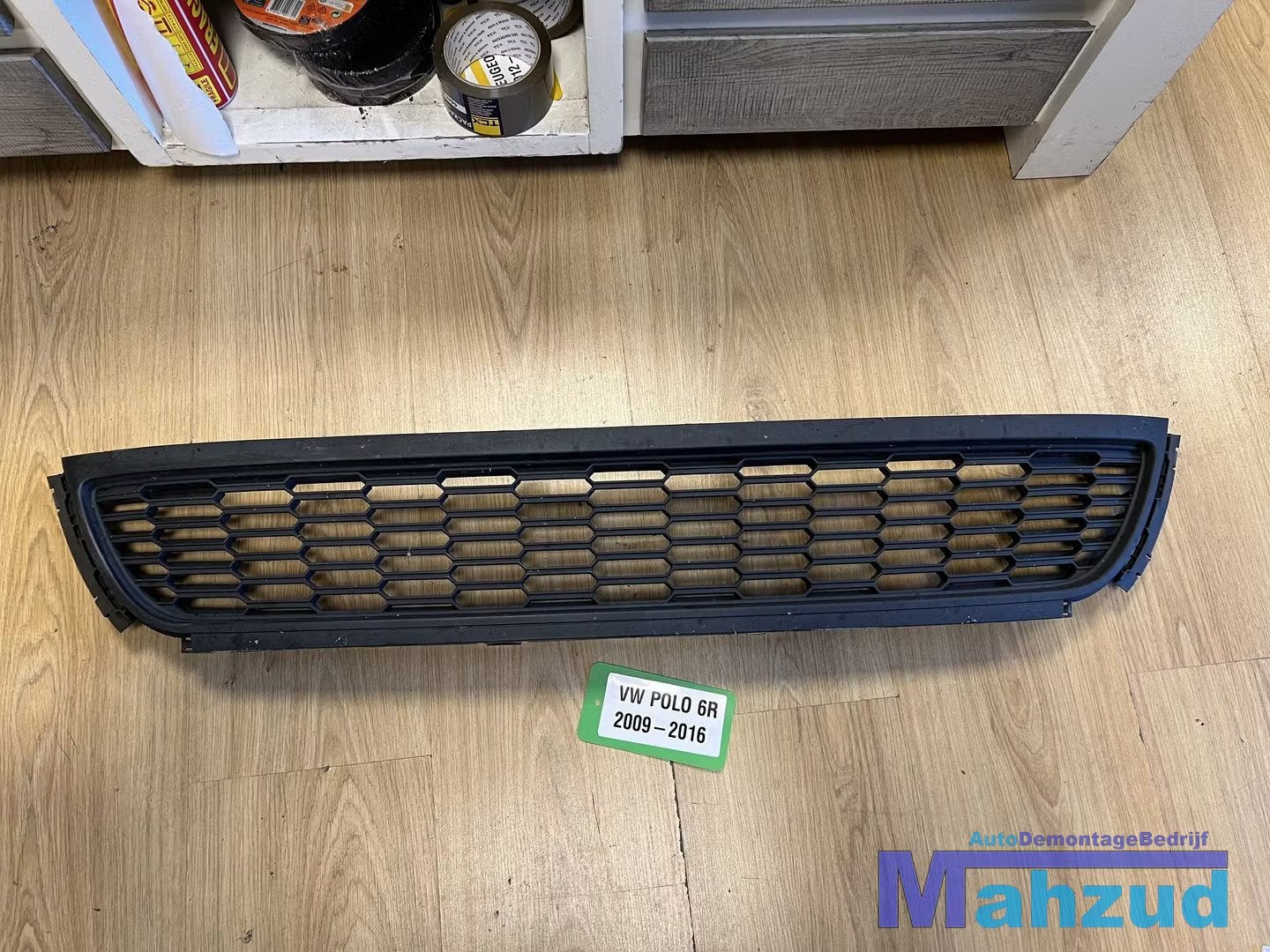 VW POLO 6R Voorbumper bumper rooster 2009-2016, Gebruikt, Volkswagen AG, Bumper, Berliner Ring 2
38440  Wolfsburg, DE