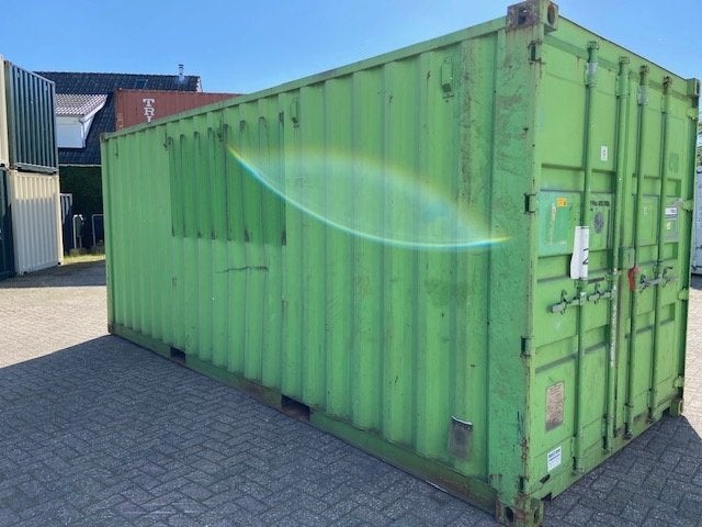 20ft container met stelling, Ophalen
