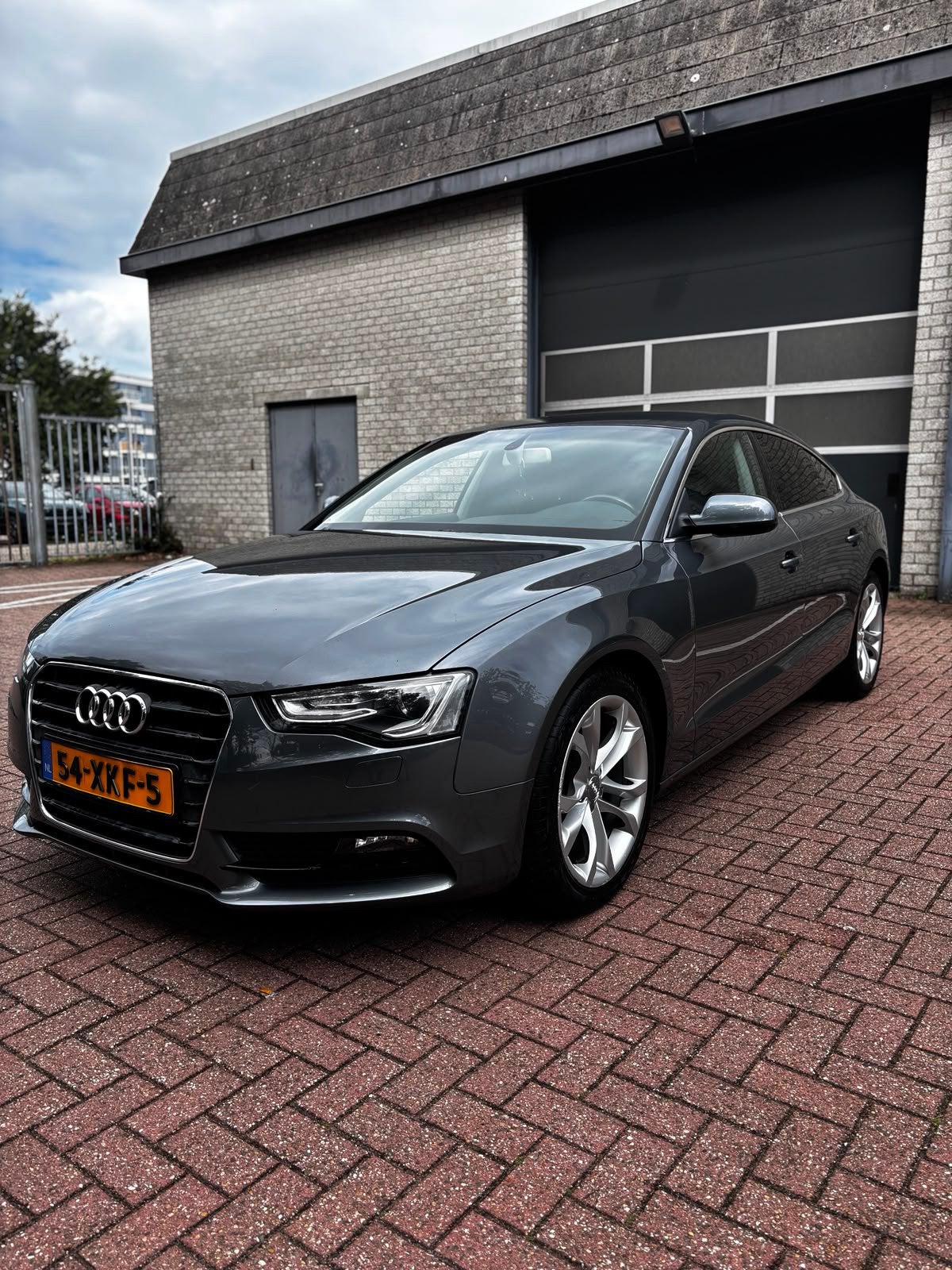 Audi A5 1.8 Tfsi 125KW Sportback M-tr 2012 Grijs, Auto's, 4 cilinders, 4 stoelen, Origineel Nederlands, 170 pk
