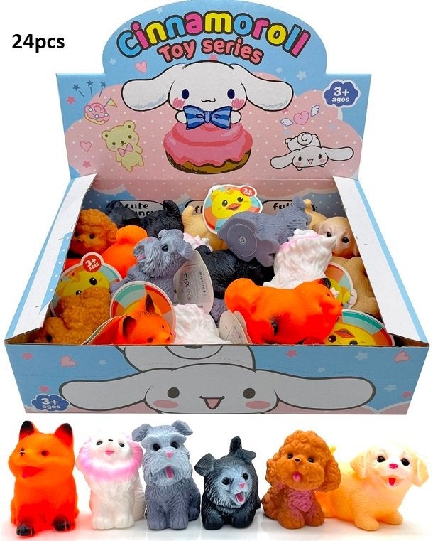 PARTIJ RUBBER DOGS 6CM IN DISPLAY, ., Nieuw, Ophalen of Verzenden, .
