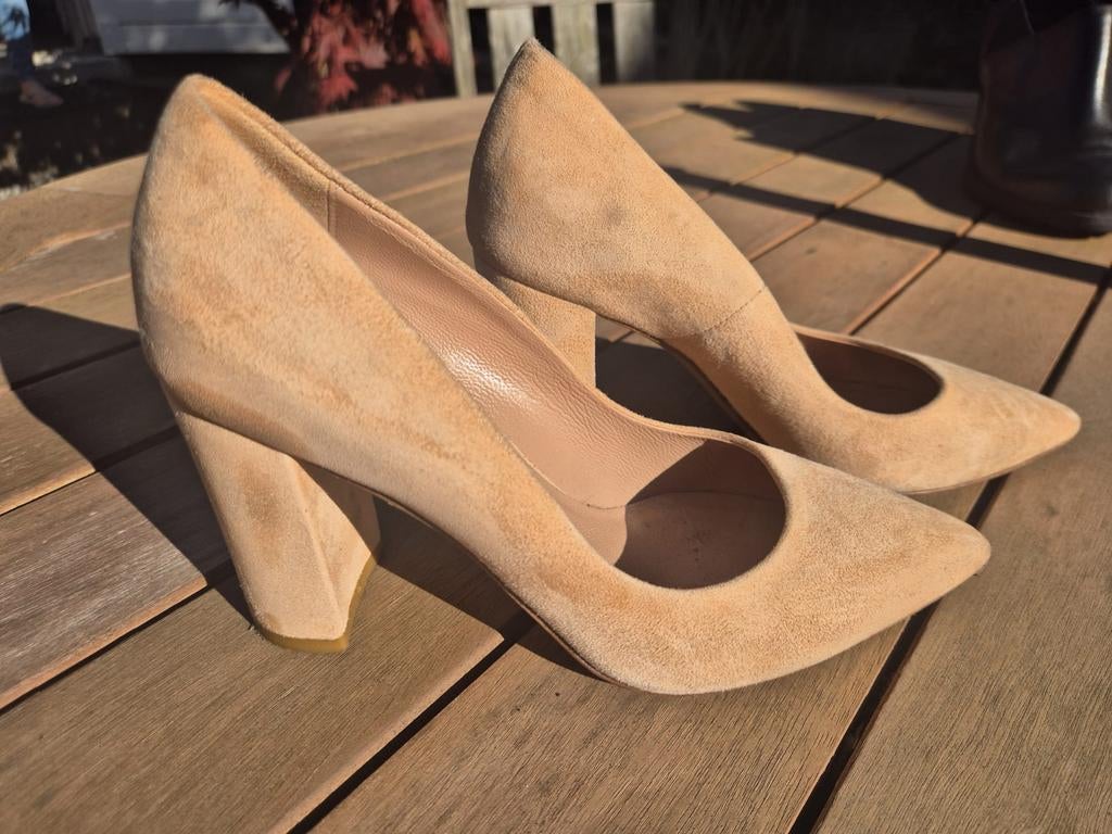 Leren Pumps Nude Kleur mt 35, Ophalen of Verzenden, Gedragen, Beige