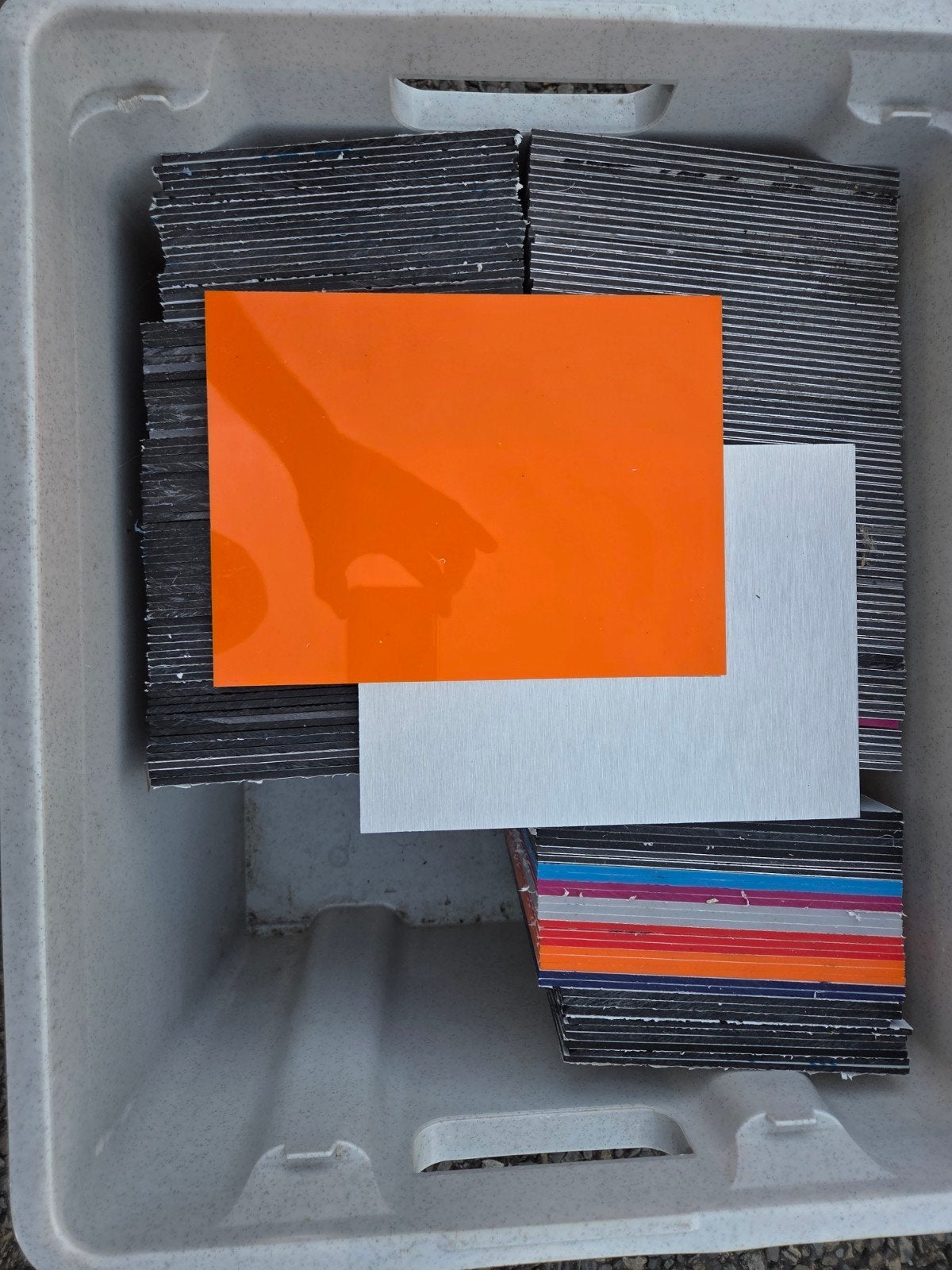 Acryl plaatjes, gekleurd en gelamineerd met geborsteld RVS, Doe-het-zelf en Verbouw, Platen en Panelen, Ophalen, Gebruikt, Overige materialen