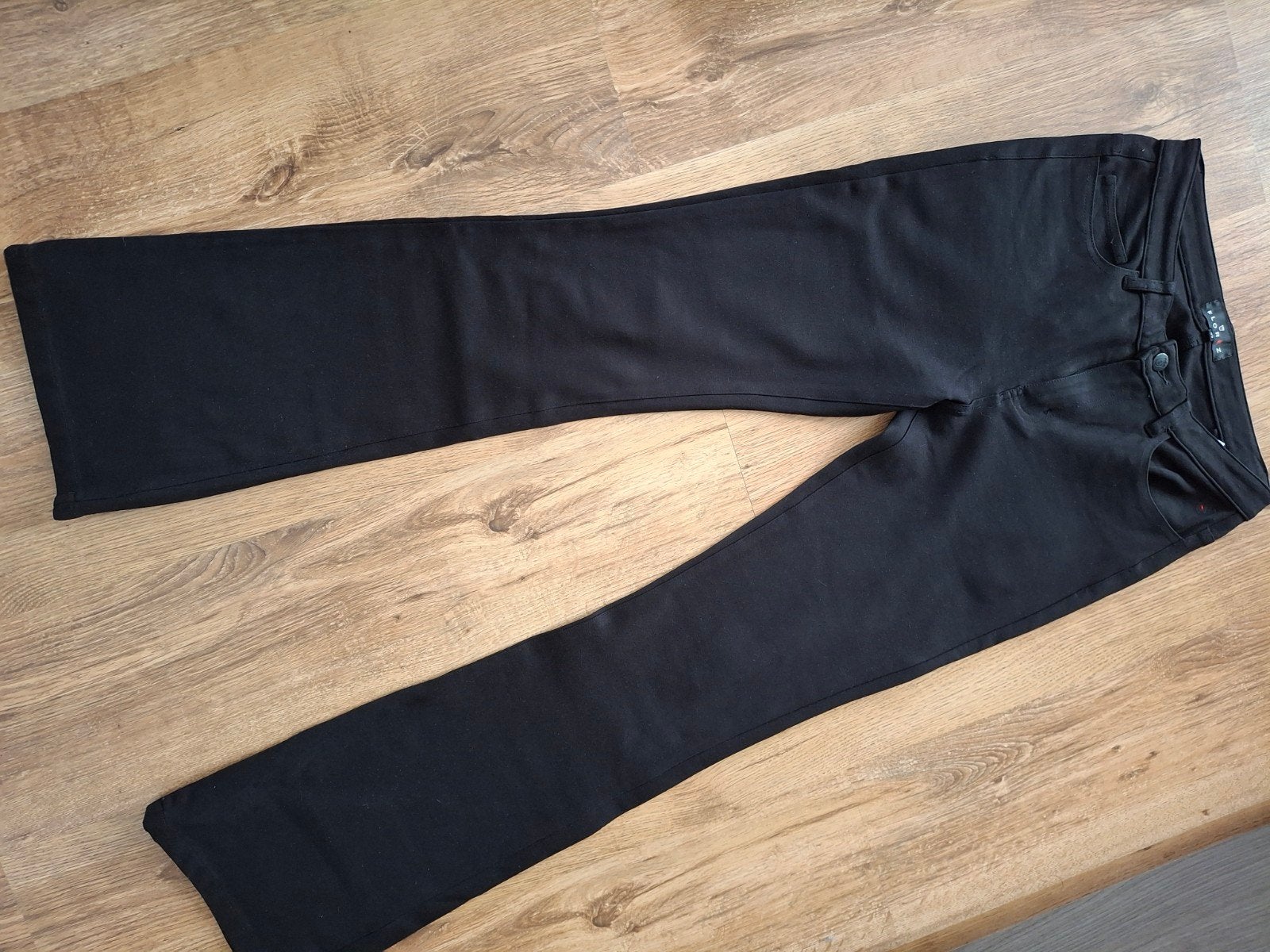 Broek  Florez, Kleding | Dames, Zwart, Ophalen of Verzenden, Zo goed als nieuw, W27 (confectie 34) of kleiner