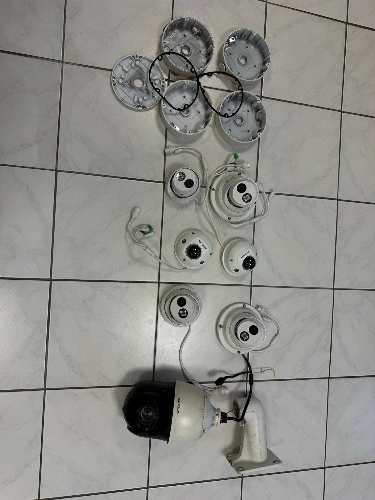 Hikvision Beveiligingscamera's - Diverse Modellen, Ophalen of Verzenden, Gebruikt, Binnencamera