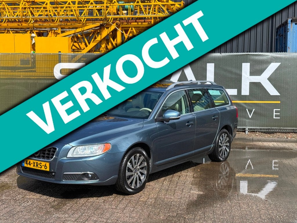 Volvo V70 2.0 T5 Summum|NAP|Pano|Leder|E-stoel|StoelV, Auto's, Volvo, Euro 5, 1800 kg, Zwart, 4 cilinders
