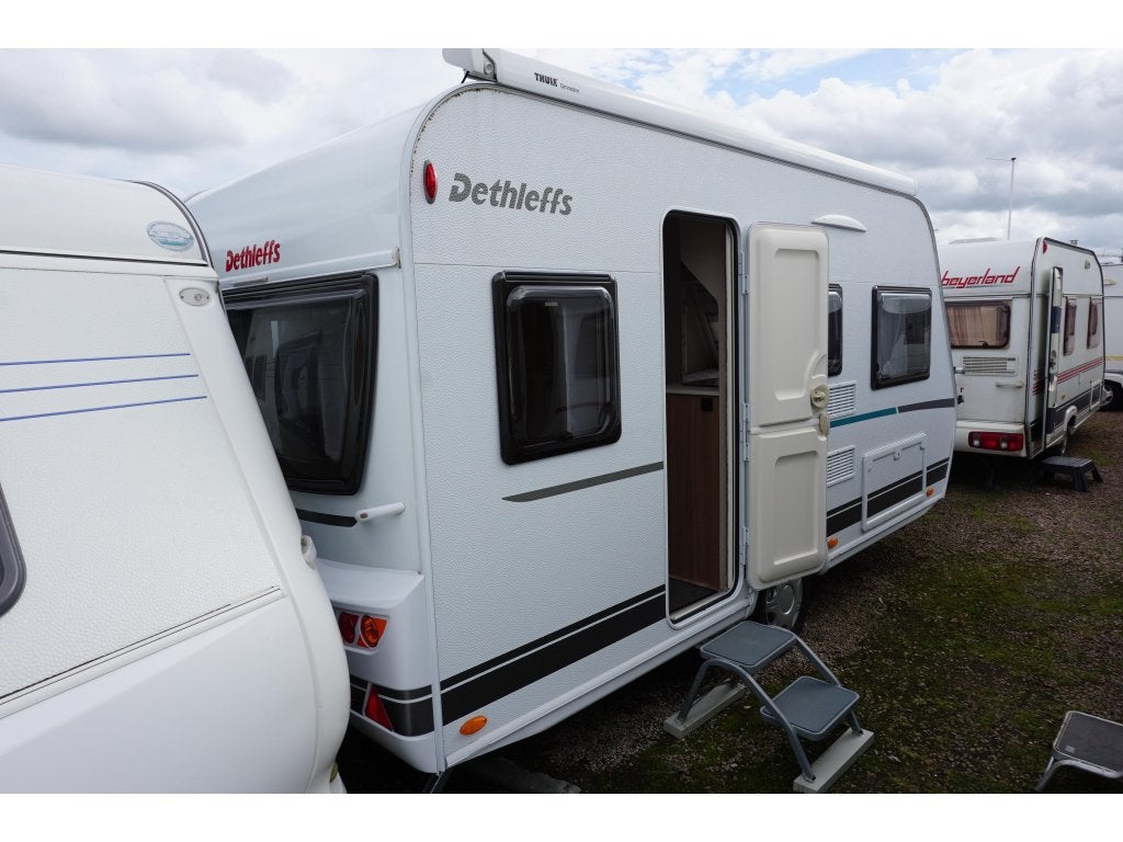 Dethleffs C'Joy 410 QL Mover Thule dakluifel, Standaardzit, Schokbreker, Bedrijf, 750 - 1000 kg