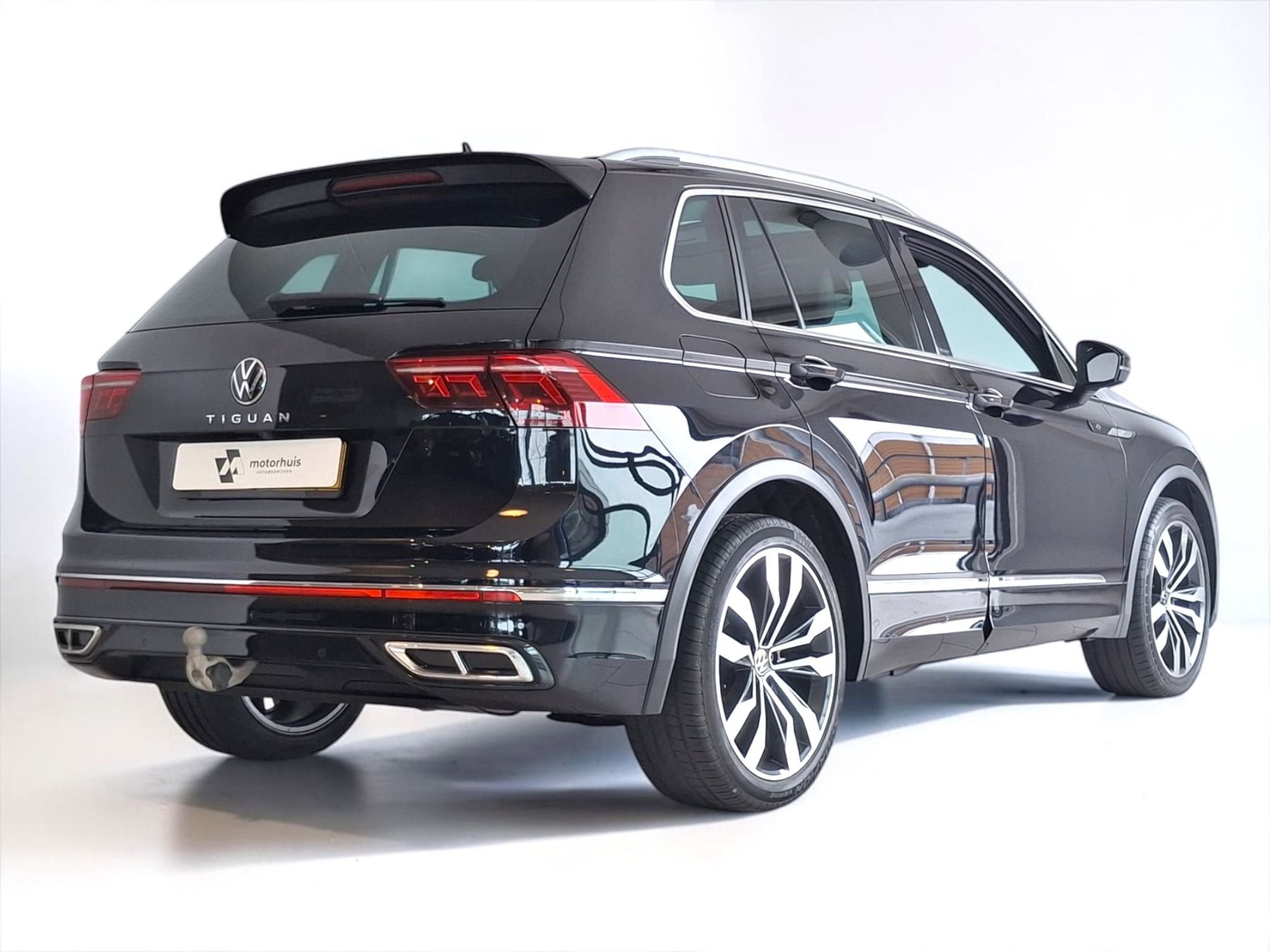 Volkswagen Tiguan 1.5 TSI R-Line Business+, Auto's, 1441 kg, 15 km/l, Euro 6, 4 cilinders