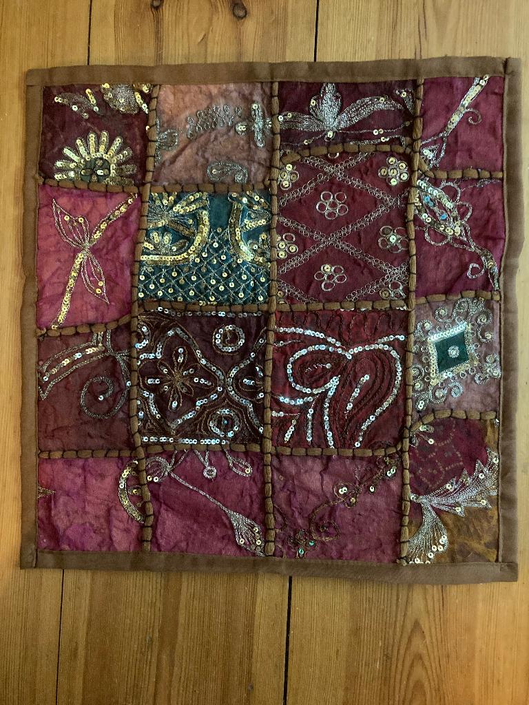 Vintage rood bruine katoenen kussensloop Indiaas patchwork, Ophalen of Verzenden, Zo goed als nieuw, Rood, Vierkant
