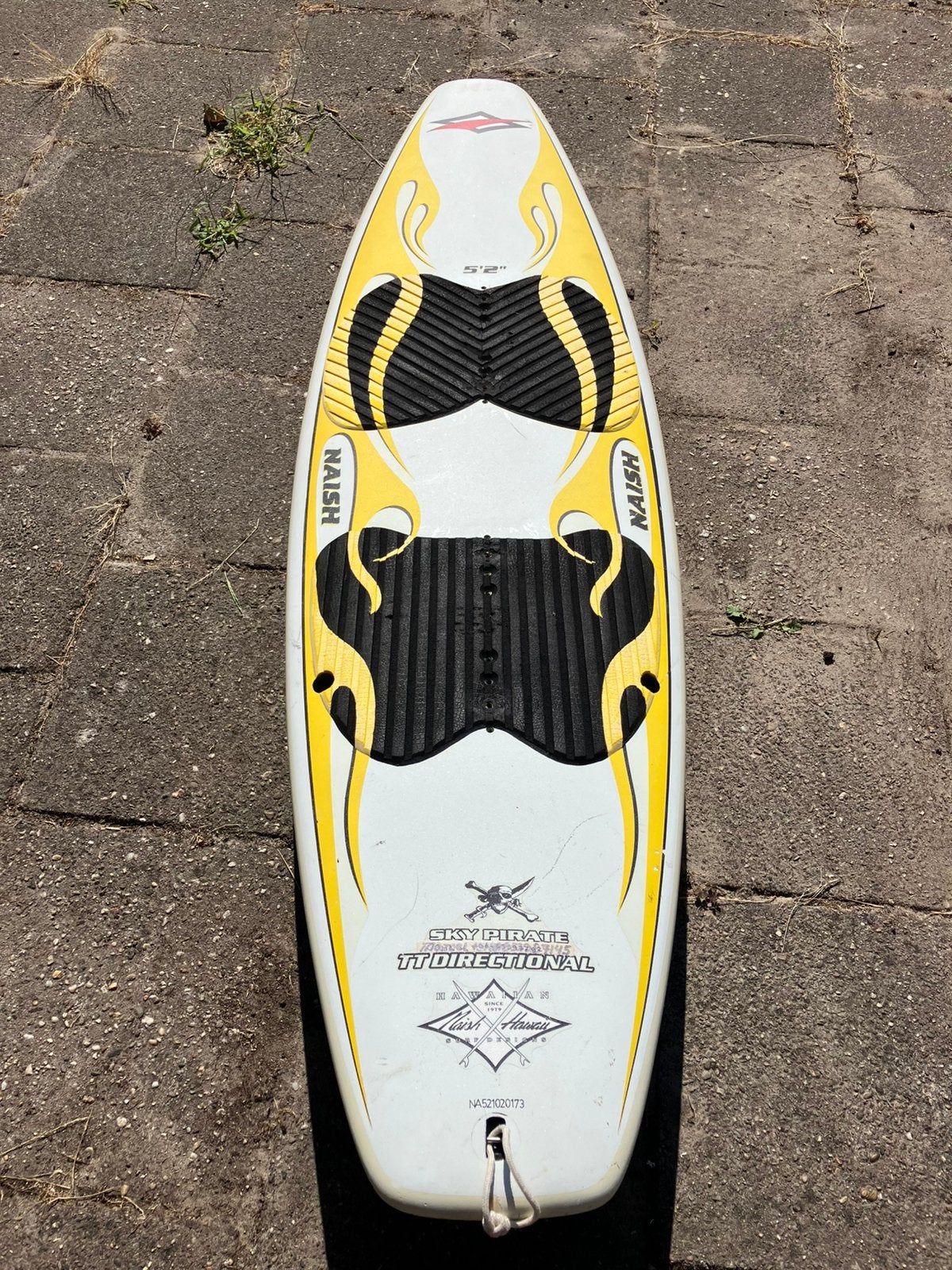 Naish directional kiteboard, Watersport en Boten, Kitesurfen, Ophalen, Gebruikt, Kiteboard, Directional