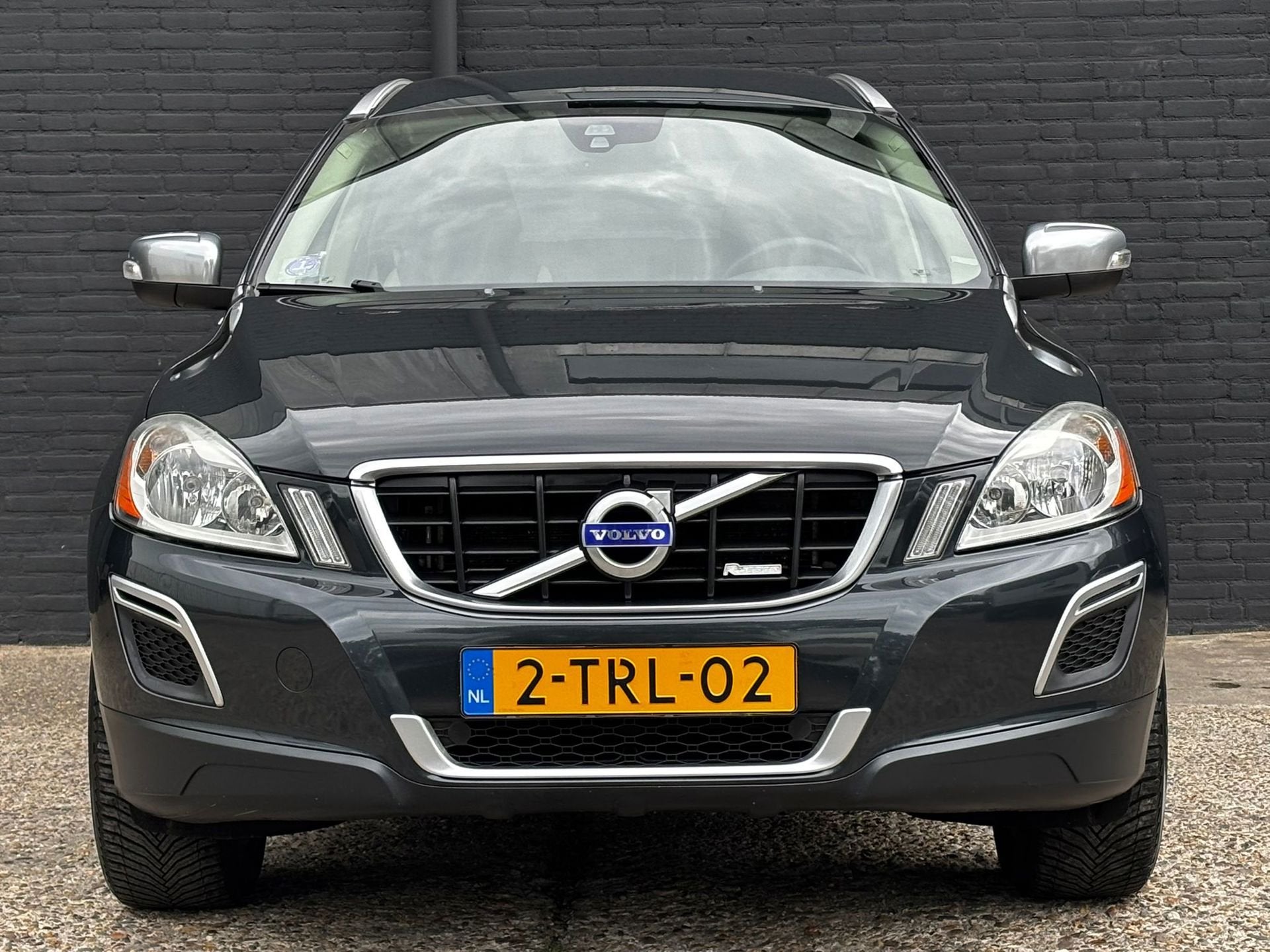 Volvo XC60 2.0 T5 Summum R-DESIGN|PDC|LEDER|CRUISE|NAVI|NWE, Auto's, Volvo, Euro 5, 4 cilinders, 1598 kg, Leder