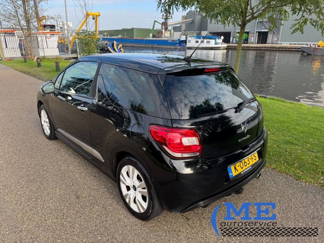 Citroën DS3 - 1.6 VTi So Chic|Automaat|Leer|pdc|navi, Auto's, Automaat, Euro 5, Gebruikt, 4 cilinders