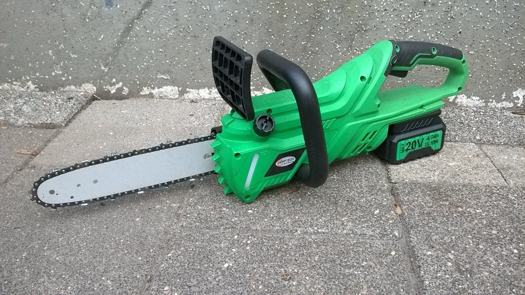 showmodel Hofftech Accu Kettingzaag 20 volt 4 ah