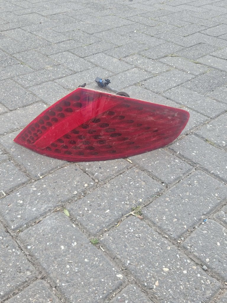 RECHTERACHTERLICHT PEUGEOT 307CC, Auto-onderdelen, Niet ingevuld, Gebruikt, Niet ingevuld, Ophalen of Verzenden