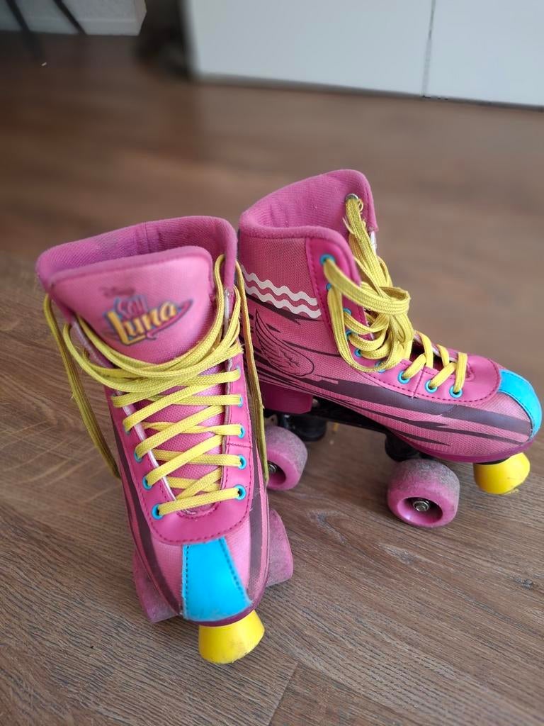 Rolschaatsen DISNEY "SOY LUNA", Kinderen en Baby's, Speelgoed | Buiten | Rolschaatsen, Ophalen of Verzenden, Gebruikt, Dames