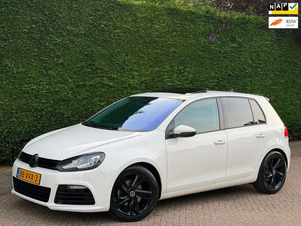 Volkswagen Golf 1.4 TSI AIRCO/LED/XENON/PDC V+A/SCHUIFDAK!, Euro 5, Stof, Gebruikt, Zwart