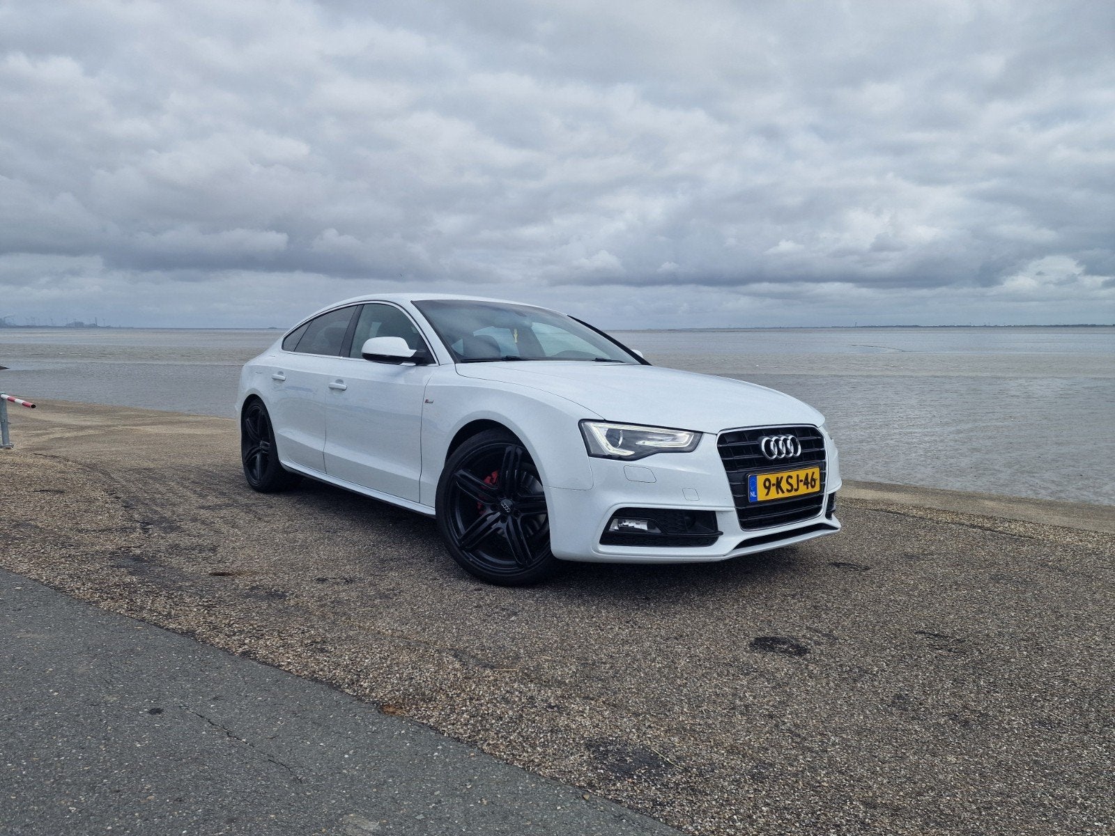 Audi A5 Sportback 1.8 TFSI S-line | ACC |B&O | Nieuwe APK, Auto's, Voorwielaandrijving, Zwart, 4 cilinders, 4 stoelen