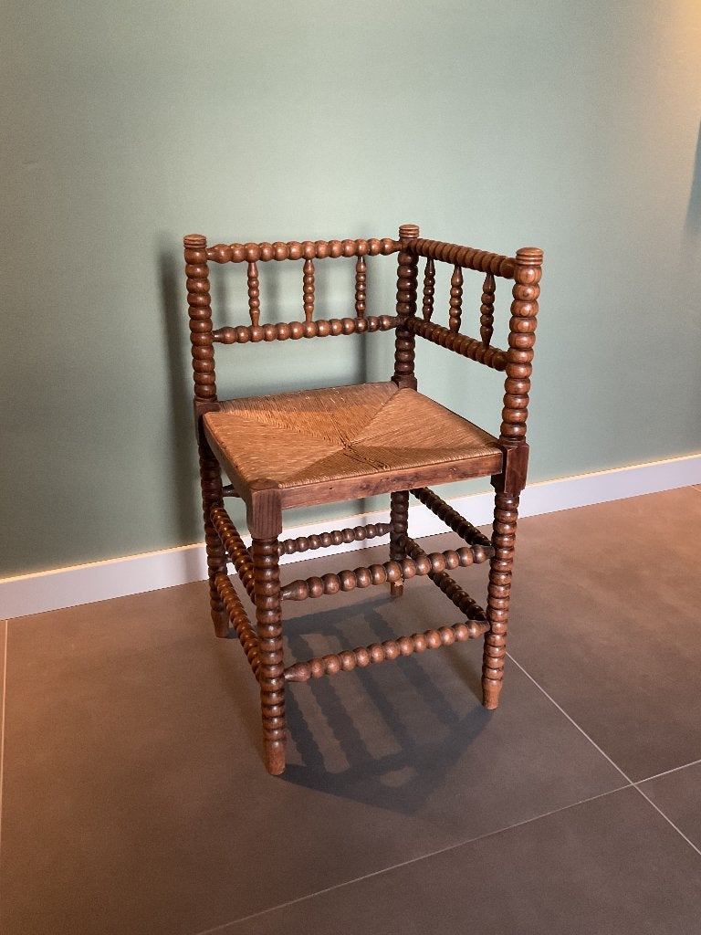 Klassieke houten Bobbin hoekstoel, Ophalen