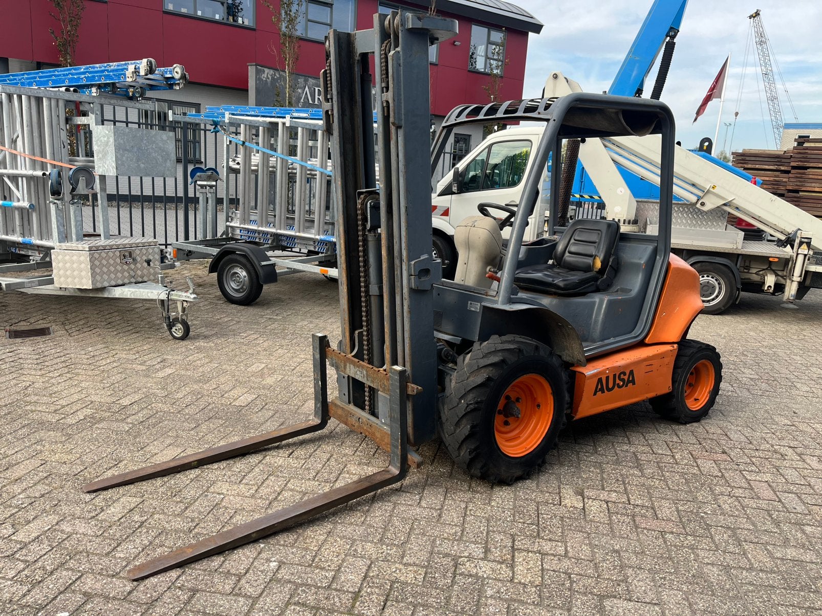 Ruwterrein heftruck, Zakelijke goederen, Ophalen, Ruwterrein, Nb in, Diesel