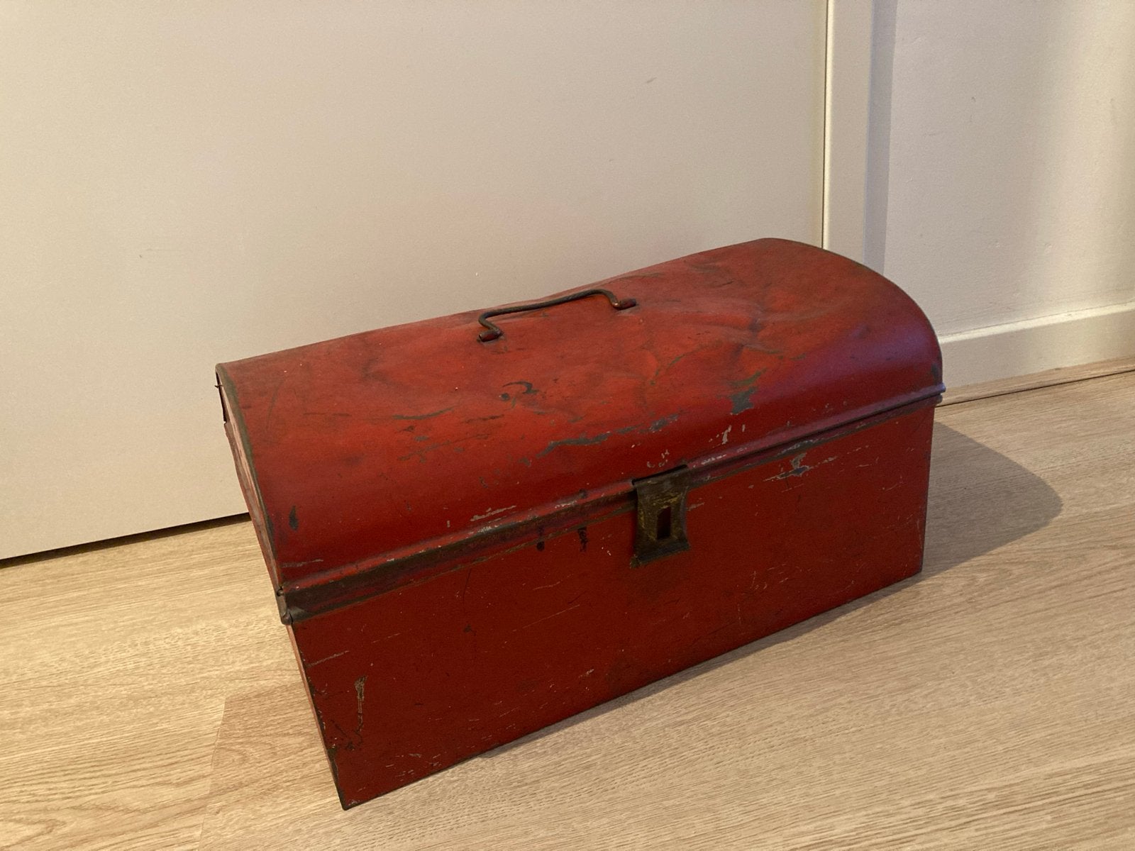 Vintage Rode Kist leuke decoratie bijv voor bruiloft, Ophalen